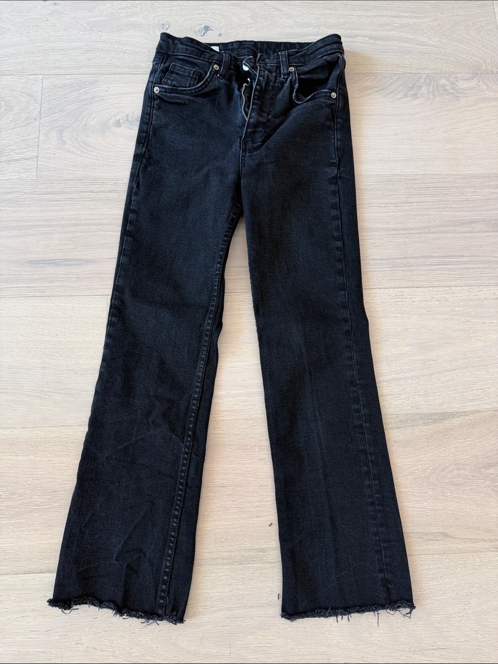 Women’s Zara Flared Cropped High Waist Size 0 Black Jeans